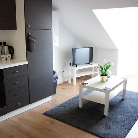 Town Centre Apartment With Free Parking Лафборо Экстерьер фото